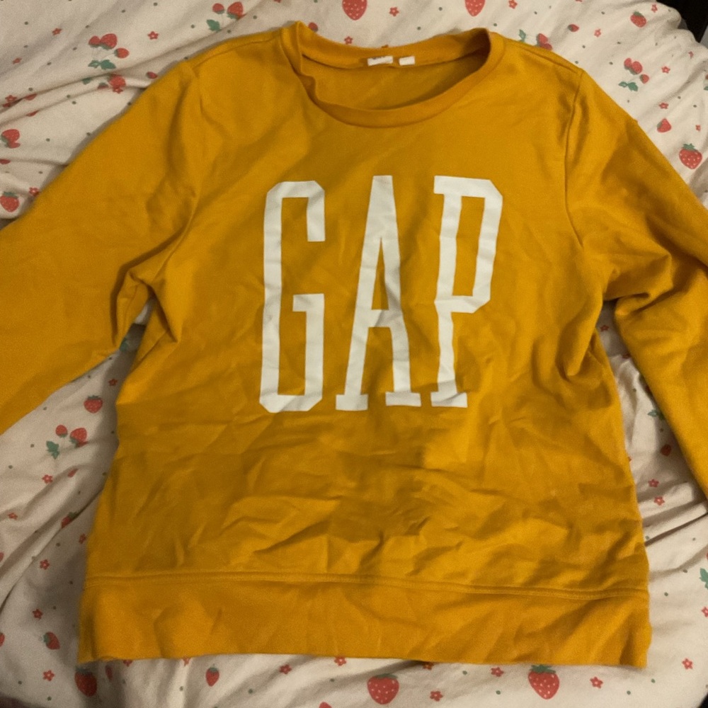 GAP Yellow Sweatshirt